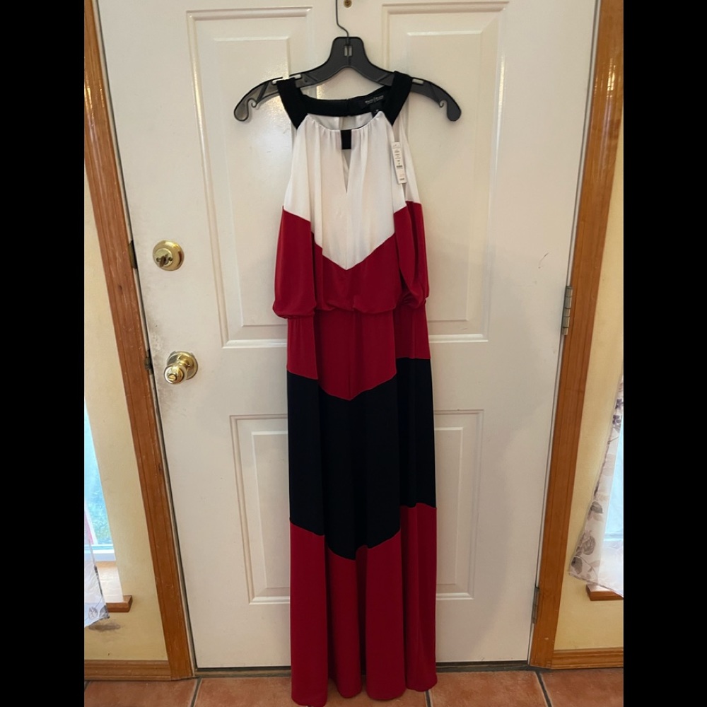White House Black Market Women’s lined summer dress.